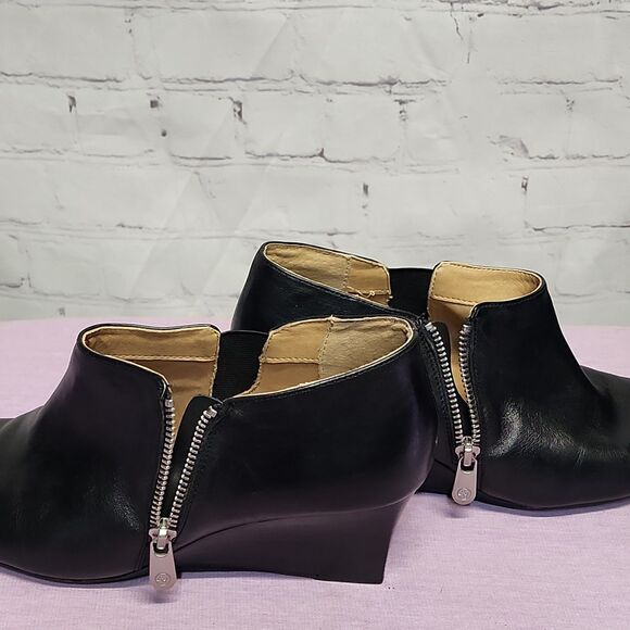 Adrienne Vittadini Midge Wedge bootie heeled shoe - Picture 8 of 10